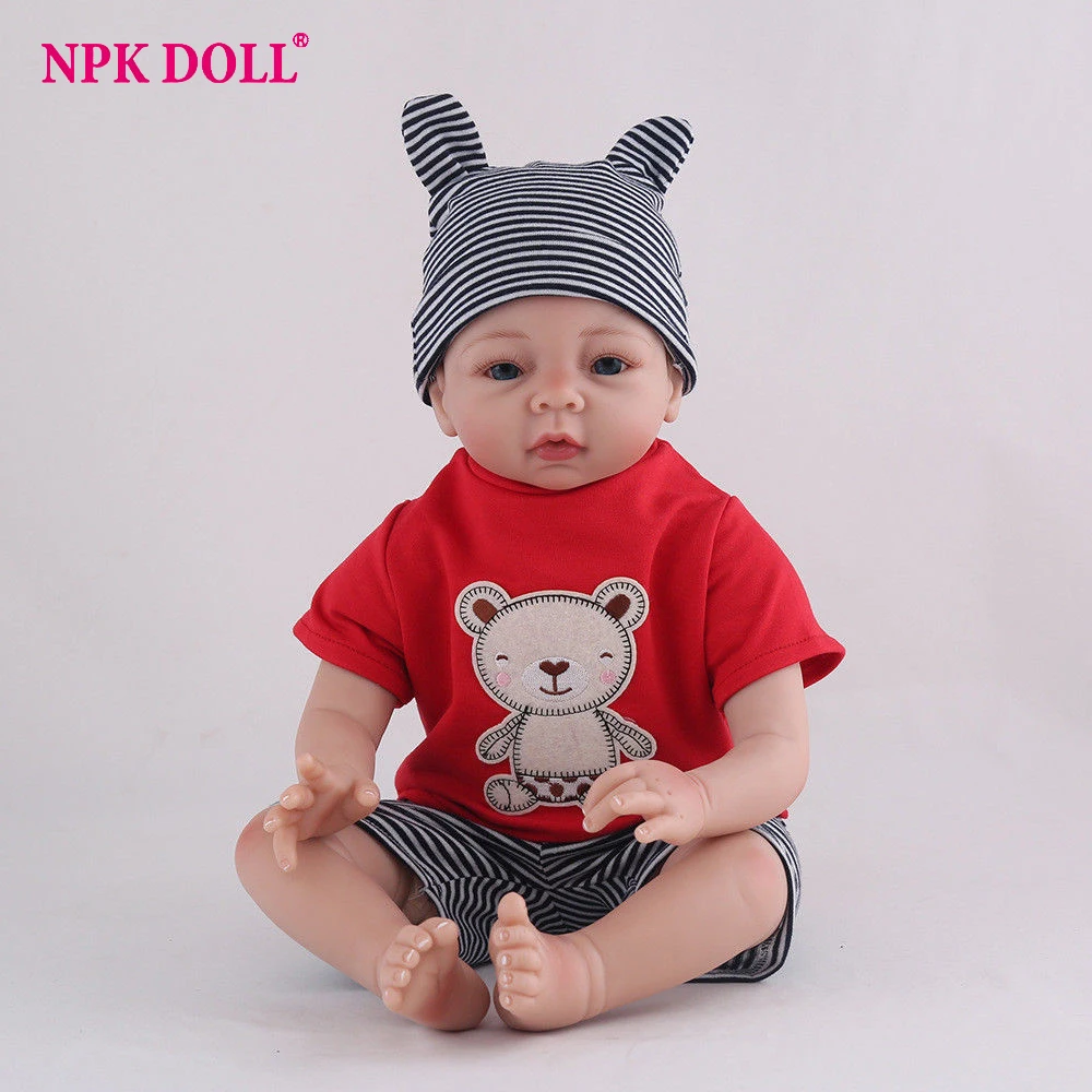NPKDOLL 55cm Soft Silicone complete Reborn Baby Doll Lifelike Newborn doll 22 Inches Full body Vinyl Boneca BeBe For boys gift
NPKDOLL 55cm Soft Silicone complete Reborn Baby Doll Lifelike Newborn doll 22 Inches Full body Vinyl Boneca BeBe For boys gift