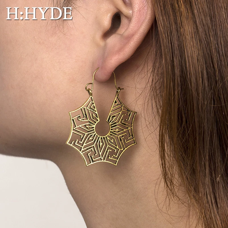 H:HYDE Jewelry Bohemian Vintage Ethnic Tibetan Silver Long Big Hollow Round Drop Earrings Carved Flowers Dangle Earrings Women
H:HYDE Jewelry Bohemian Vintage Ethnic Tibetan Silver Long Big Hollow Round Drop Earrings Carved Flowers Dangle Earrings Women