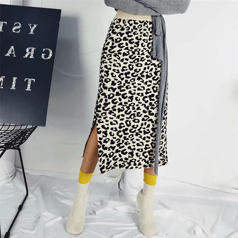 Autumn Winter Women Leopard Khaki Skirts Female Knitted Animal Print Warm Skirts Vintage Women-s Skirts faldas mujer moda
Autumn Winter Women Leopard Khaki Skirts Female Knitted Animal Print Warm Skirts Vintage Women-s Skirts faldas mujer moda