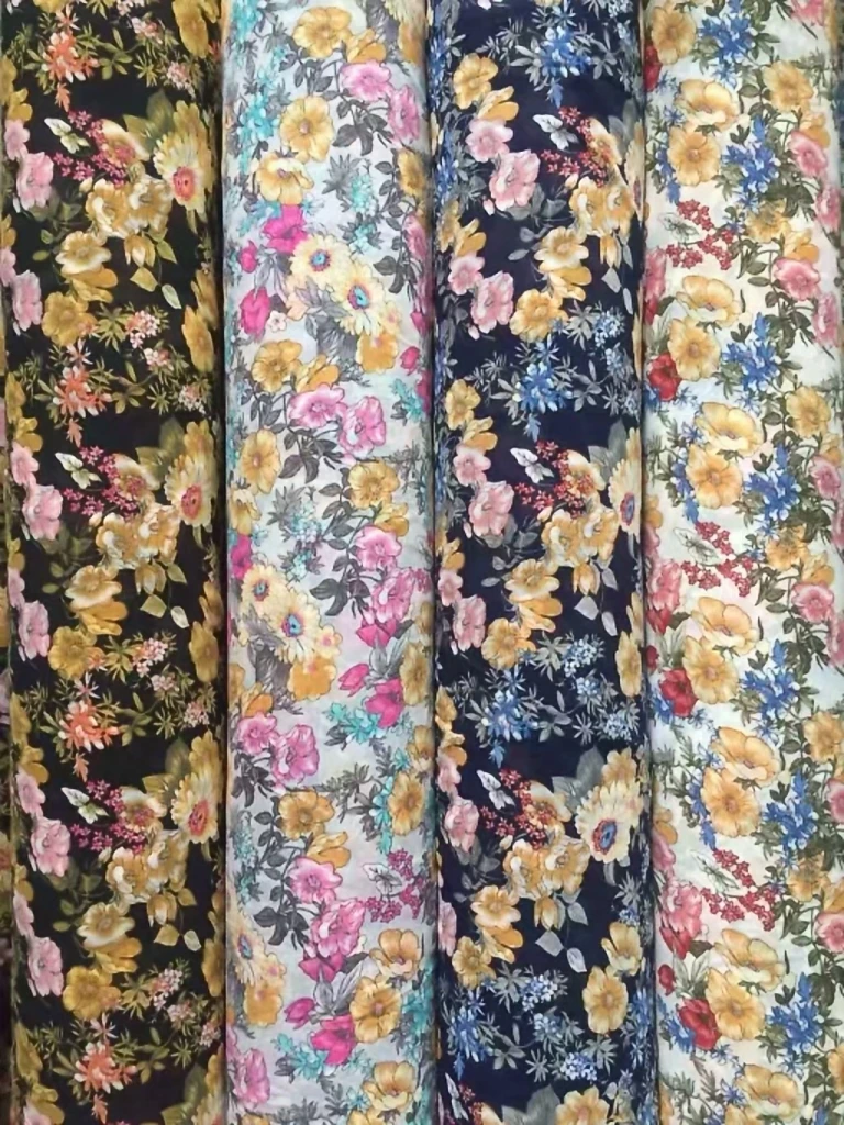 150cm width chiffon fabric big flowers pattern can see through for skirt suit-dress headband CH-6108
150cm width chiffon fabric big flowers pattern can see through for skirt suit-dress headband CH-6108