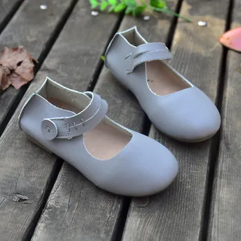 Baby Girls Flats Genuine Leather Shoes Concise Soft Leather Nice Quality Princess Red Shoe Solid Color Hook Loop Anti-slip 23-35
Baby Girls Flats Genuine Leather Shoes Concise Soft Leather Nice Quality Princess Red Shoe Solid Color Hook Loop Anti-slip 23-35