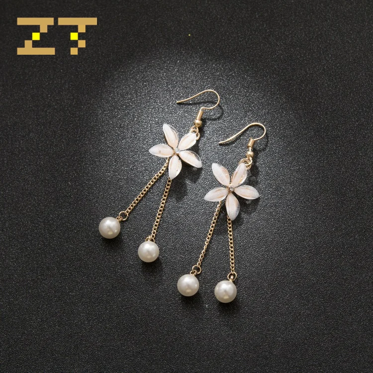 2019 Fashion Long Statement Gold Metal Chain Simulated Pearl Clear Crystal Flower Tassel Drop Earrings for Women Jewelry Brincos
2019 Fashion Long Statement Gold Metal Chain Simulated Pearl Clear Crystal Flower Tassel Drop Earrings for Women Jewelry Brincos