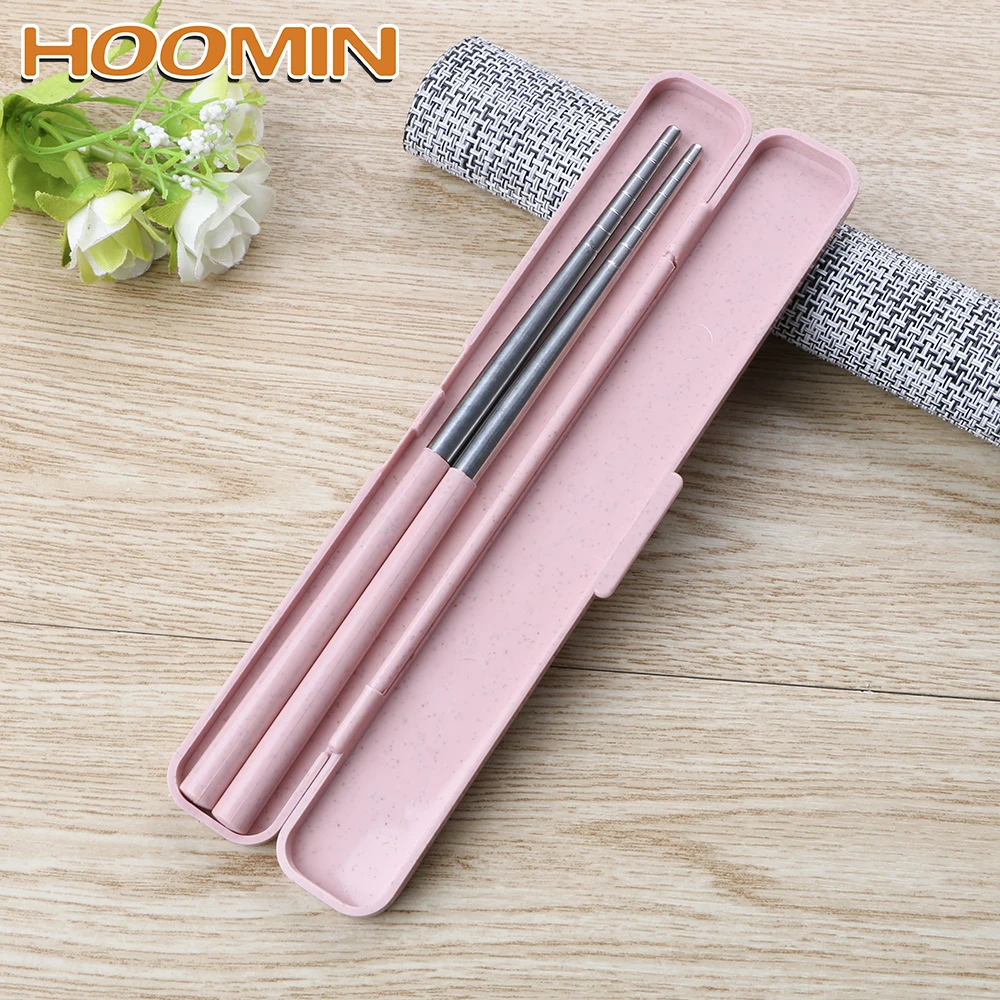 HOOMIN 1 Pair Food Sticks Chinese Chopsticks Wheat Straw 304 Stainless Steel Portable Travel Chopsticks with Storage Box
HOOMIN 1 Pair Food Sticks Chinese Chopsticks Wheat Straw 304 Stainless Steel Portable Travel Chopsticks with Storage Box