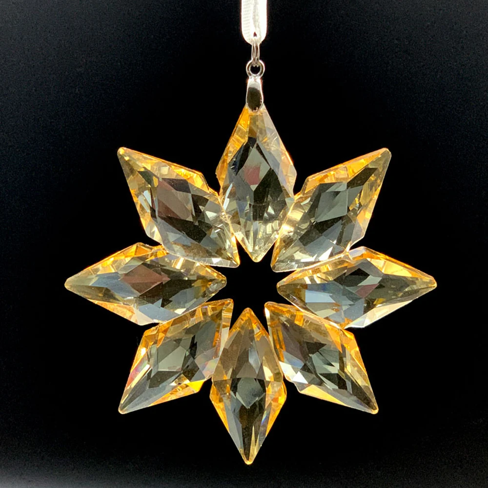 Car Pendant Transparent Crystal Snowflakes Decoration Suspension Ornaments Sun Catcher Snowflake Hanging Trim Christmas Gifts
Car Pendant Transparent Crystal Snowflakes Decoration Suspension Ornaments Sun Catcher Snowflake Hanging Trim Christmas Gifts