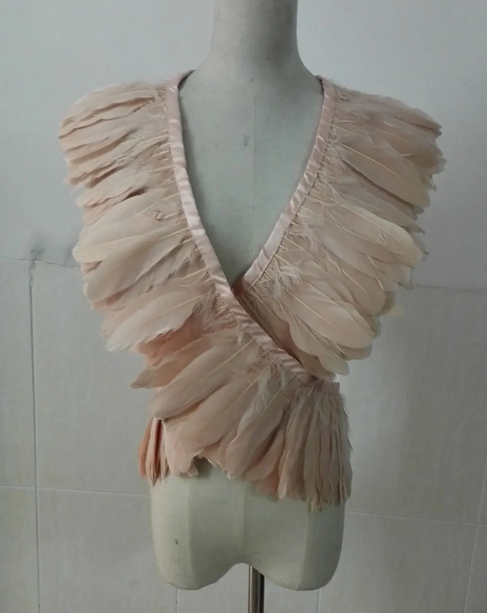 Amazing and useful feather top body harness #BH16001NP 
Amazing and useful feather top body harness #BH16001NP