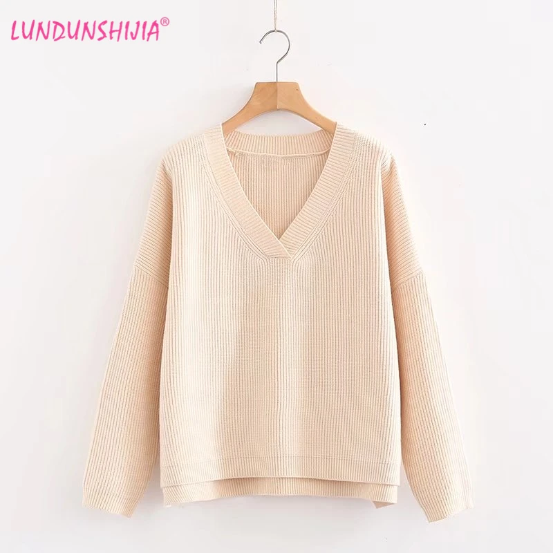 LUNDUNSHIJIA High Quality Super Loose Knitting Sweater Women Winter Beige Pullover Sweater Top For Women Female Sweater
LUNDUNSHIJIA High Quality Super Loose Knitting Sweater Women Winter Beige Pullover Sweater Top For Women Female Sweater