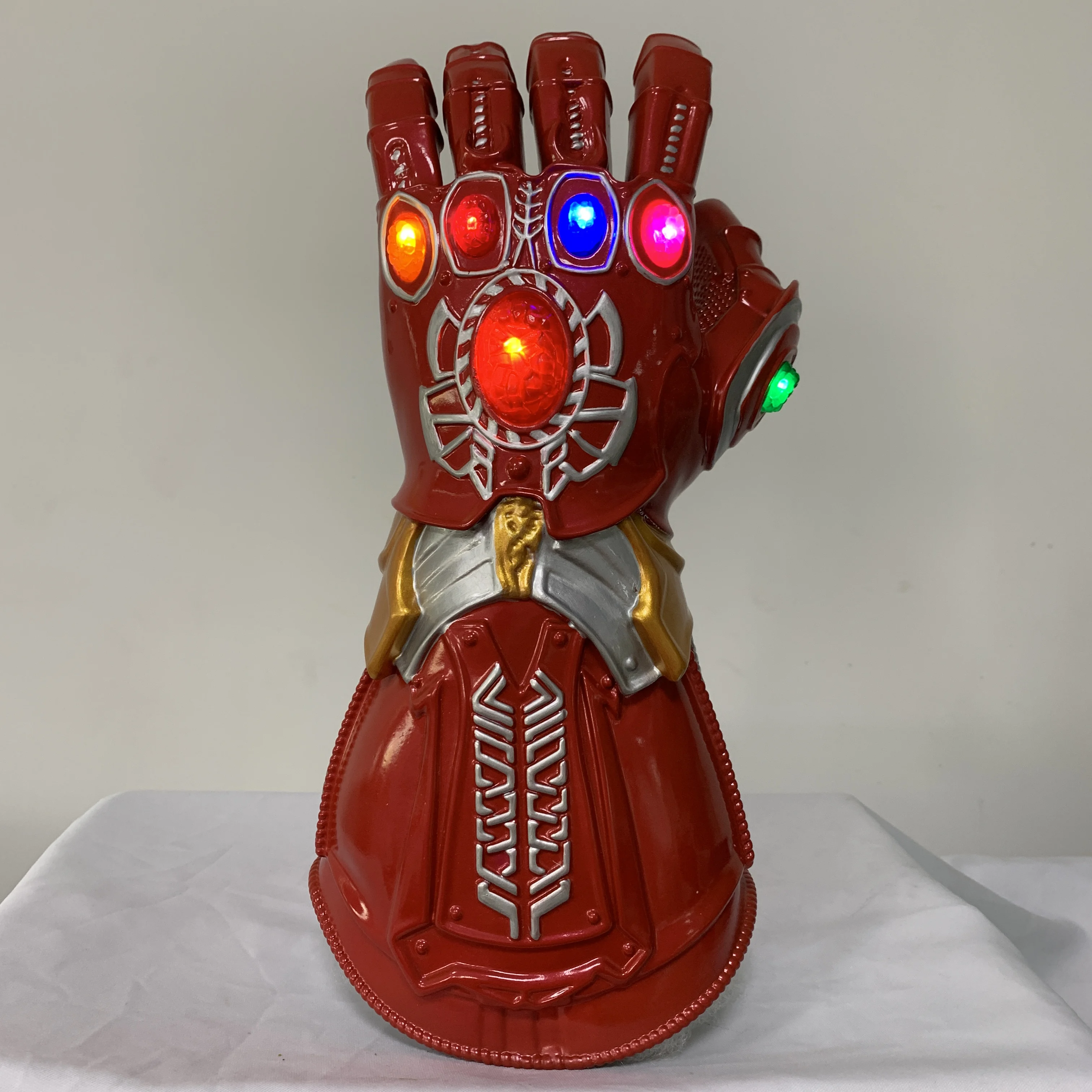 

New Avengers Endgame Marvel Iron Man Infinity Gauntlet Tony Stark Cosplay Gloves Thanos Avengers LED Glove Prop