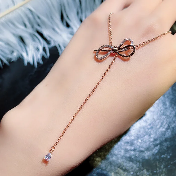 HFYK 2019 Rose Gold Bowknot Pedant Necklace For Women Chain Necklace Gift kolye collier femme collares de moda 2019 collar mujer
HFYK 2019 Rose Gold Bowknot Pedant Necklace For Women Chain Necklace Gift kolye collier femme collares de moda 2019 collar mujer