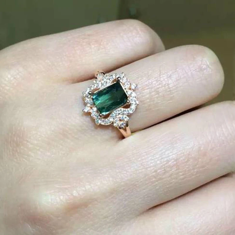 Anillos Qi Xuan_Fashion Jewelry_Green Tourmaline Elegant Woman Rings_Solid Sliver Fashion Rings_Manufacturer Directly Sales
Anillos Qi Xuan_Fashion Jewelry_Green Tourmaline Elegant Woman Rings_Solid Sliver Fashion Rings_Manufacturer Directly Sales