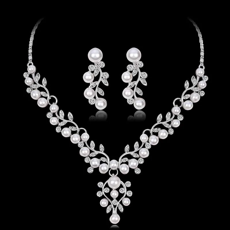 High Quality Silver Pearl Leaf Bridal Necklace and Earrings Wedding Jewelry Sets Crystal Rhinestone Women Party Dress Jewelry BH
High Quality Silver Pearl Leaf Bridal Necklace and Earrings Wedding Jewelry Sets Crystal Rhinestone Women Party Dress Jewelry BH