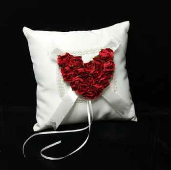 20cm*20cm Rose Heart Lace Satin Bridal Ring Bearer Pillow With Ribbon Wedding Ceremony Favors Box
20cm*20cm Rose Heart Lace Satin Bridal Ring Bearer Pillow With Ribbon Wedding Ceremony Favors Box