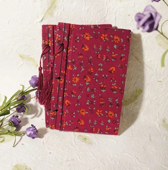 1pcs This cloth hand sewn Vintage years Fang Chinese Style pastoral series red bottom orange flower cloth of the trumpet
1pcs This cloth hand sewn Vintage years Fang Chinese Style pastoral series red bottom orange flower cloth of the trumpet