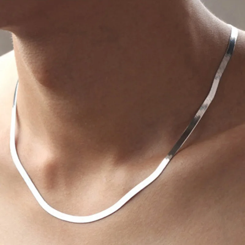 2018 New Silver Necklace Flat Snake Bone Chain Men Domineering Fashion High Quality Jewelry 45CM-50CM
2018 New Silver Necklace Flat Snake Bone Chain Men Domineering Fashion High Quality Jewelry 45CM-50CM