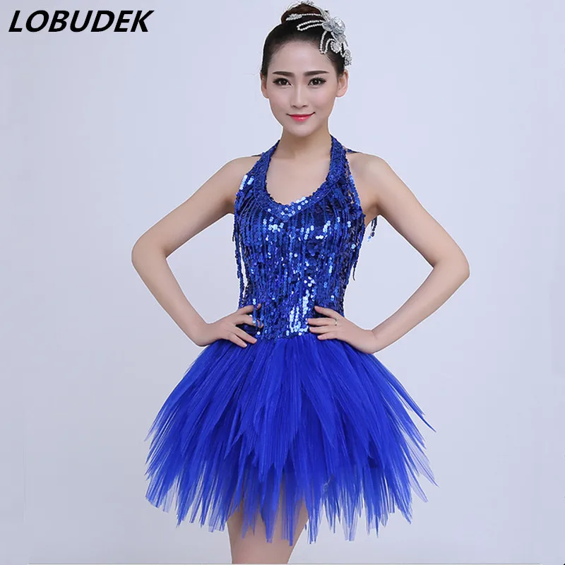 Adult female Dancing group jazz stage costumes Modern dance performance one piece Bright sequins tassels Backless Puffy dress
Adult female Dancing group jazz stage costumes Modern dance performance one piece Bright sequins tassels Backless Puffy dress