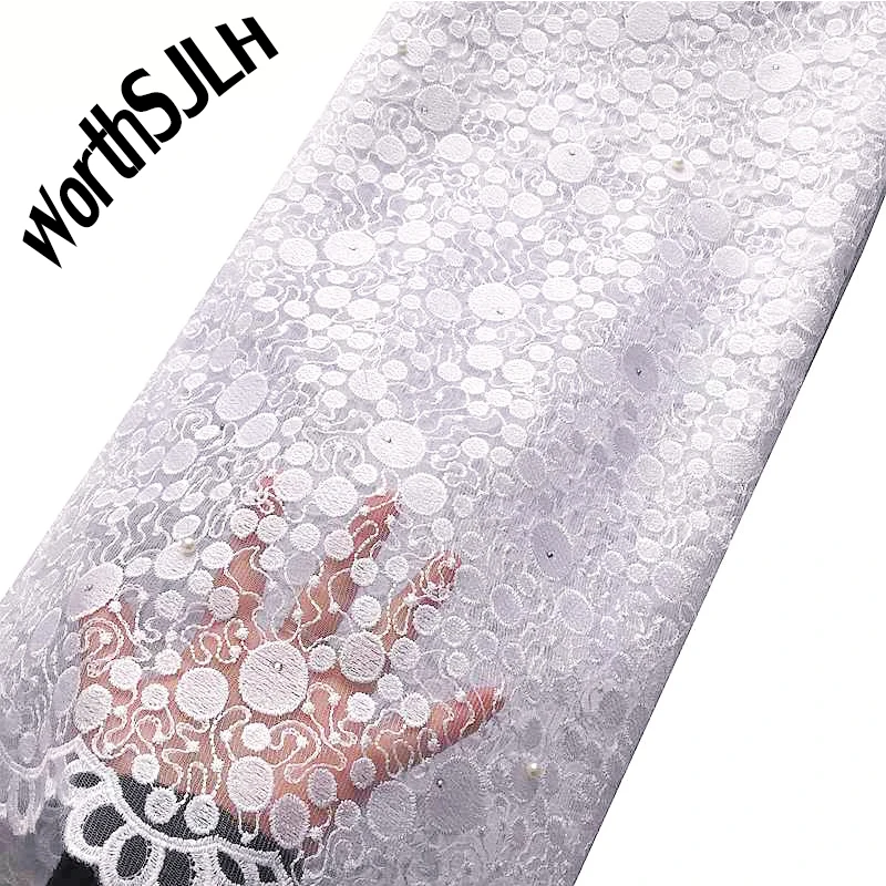 Nigerian White Lace Fabric 2019 French Tulle Lace Fabric High Quality Women African Wedding Fabric Lace Material With Stones
Nigerian White Lace Fabric 2019 French Tulle Lace Fabric High Quality Women African Wedding Fabric Lace Material With Stones