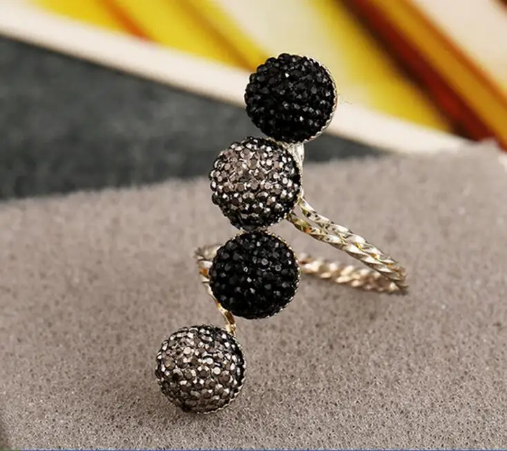 2016 Fashion Simple Gold Silver Black Minimalist Resin Peas Ring Metal Personality Punk Double Ball Jewelry For Women Wholesale
2016 Fashion Simple Gold Silver Black Minimalist Resin Peas Ring Metal Personality Punk Double Ball Jewelry For Women Wholesale