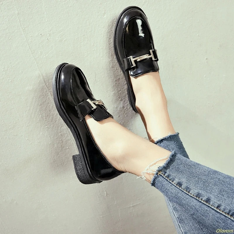 2019 Metal Buckle Decoration Oxford Shoes Woman Patent Leather Moccasins Flats Ladies Girls Casual Loafers Espadrilles Creepers
2019 Metal Buckle Decoration Oxford Shoes Woman Patent Leather Moccasins Flats Ladies Girls Casual Loafers Espadrilles Creepers
