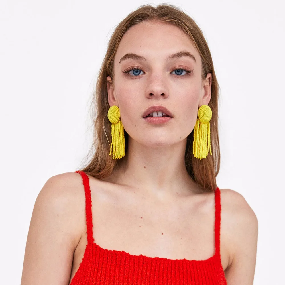 JUJIA Trendy Statement Handmade Resin Beaded Drop Fringed Earrings For Women Long Tassel Earrings Jewelry
JUJIA Trendy Statement Handmade Resin Beaded Drop Fringed Earrings For Women Long Tassel Earrings Jewelry