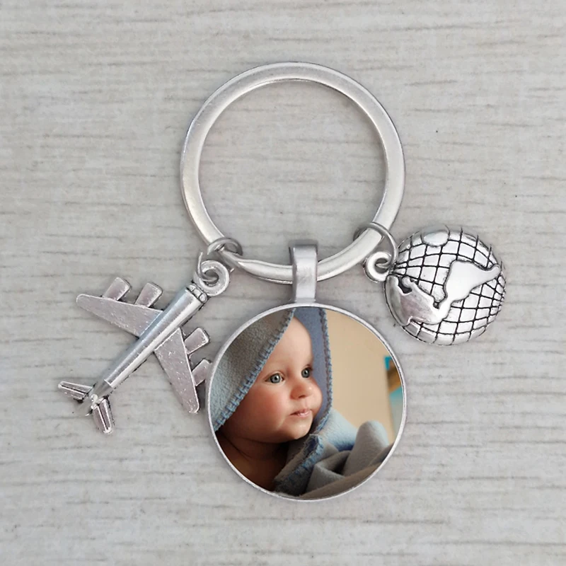 Personalized Photo Pendants Custom Keychain Photo of Your Baby Child Mom Dad Loved One Gift for Family Member Gift
Personalized Photo Pendants Custom Keychain Photo of Your Baby Child Mom Dad Loved One Gift for Family Member Gift