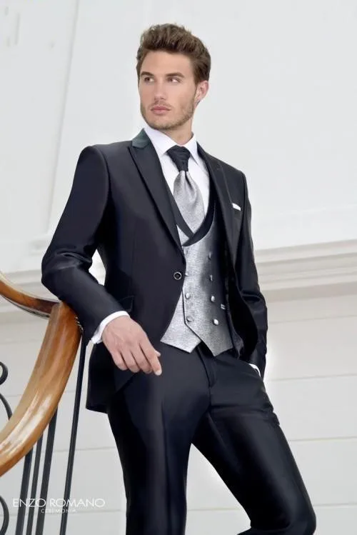 New Style Groom Tuxedo Shiny Black Groomsmen Peak Lapel Wedding/Dinner Suits Best Man Bridegroom (Jacket+Pants+Tie+Vest) B544
New Style Groom Tuxedo Shiny Black Groomsmen Peak Lapel Wedding/Dinner Suits Best Man Bridegroom (Jacket+Pants+Tie+Vest) B544