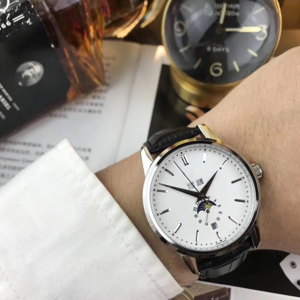 Mens Watches Top Brand Runway Luxury European Design Automatic Mechanical Watch S0736
Mens Watches Top Brand Runway Luxury European Design Automatic Mechanical Watch S0736