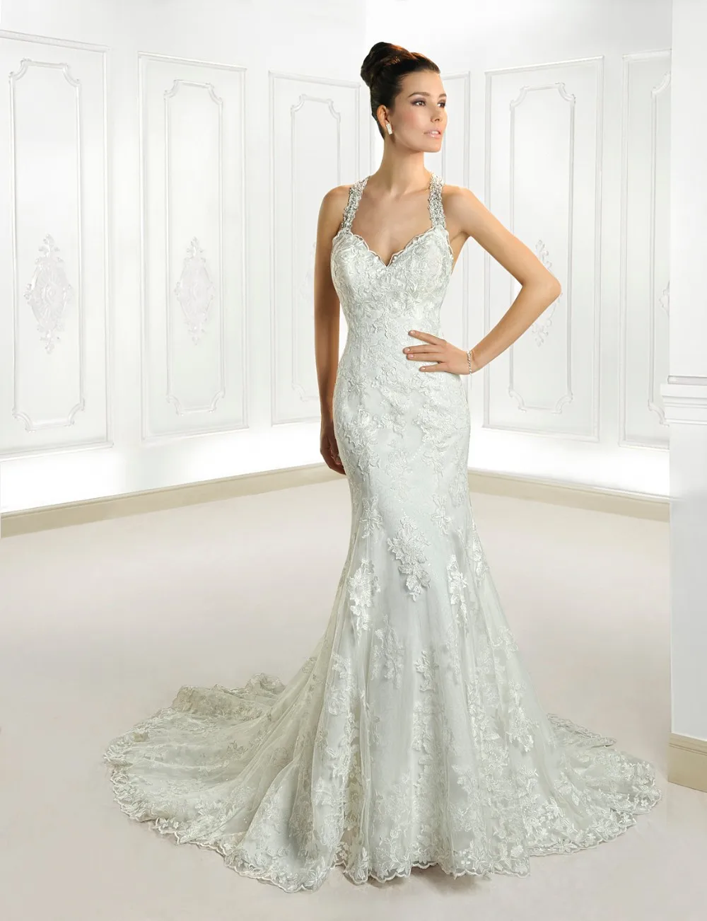 Top Quality Halter Appliqued Lace and Tulle Floor Length Mermaid Bride Dress 2015 Sexy Open Back Wedding Dress Bridal Gown
Top Quality Halter Appliqued Lace and Tulle Floor Length Mermaid Bride Dress 2015 Sexy Open Back Wedding Dress Bridal Gown