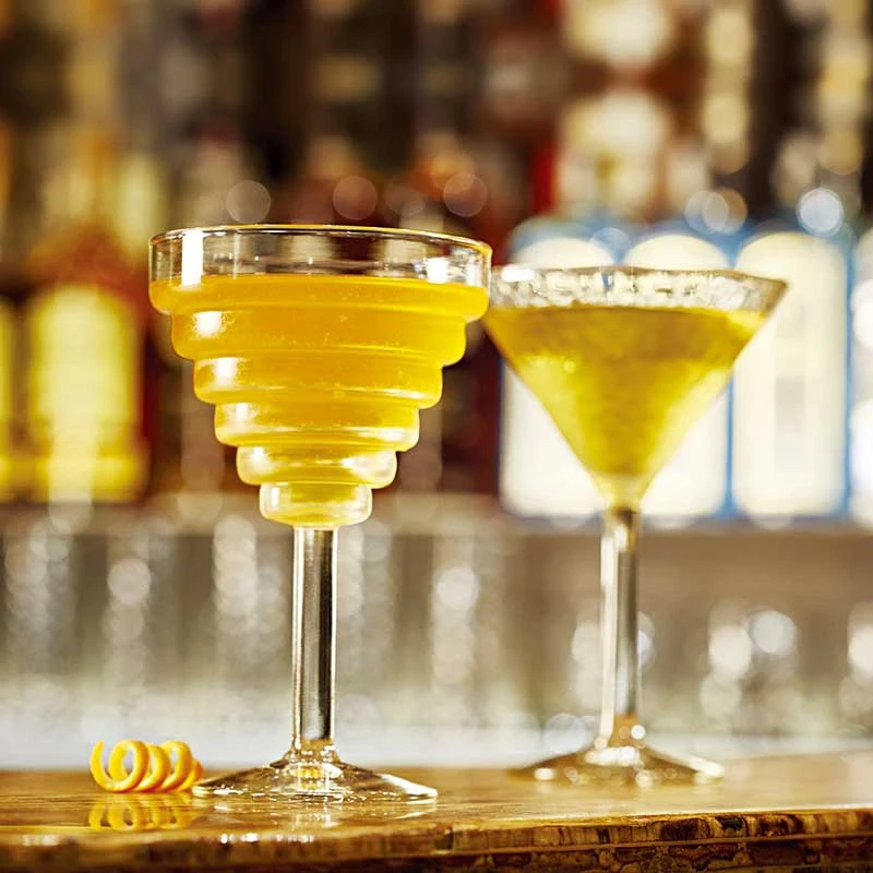 Nordic Cold Drink Cocktail Glass Martini Cup Dessert Ice Cream Cup Transparent goblet Party beer wine glass Drinking Ware
Nordic Cold Drink Cocktail Glass Martini Cup Dessert Ice Cream Cup Transparent goblet Party beer wine glass Drinking Ware