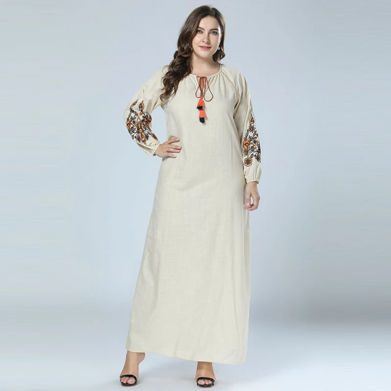 Beige Embroidery Boho Dress Women Maxi Retro Floral Dress 2019 Long Sleeve O Neck Plus Size Cotton Linen Dress Loose Muslim Robe
Beige Embroidery Boho Dress Women Maxi Retro Floral Dress 2019 Long Sleeve O Neck Plus Size Cotton Linen Dress Loose Muslim Robe