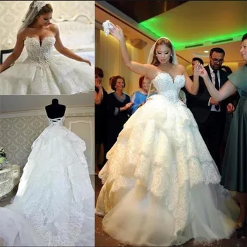 Luxury Puffy Wedding Dresses With lots Of Beading Pearls Sweetheart And Backless Sexy Tiered Bridal Gowns Custom Made For Bride
Luxury Puffy Wedding Dresses With lots Of Beading Pearls Sweetheart And Backless Sexy Tiered Bridal Gowns Custom Made For Bride