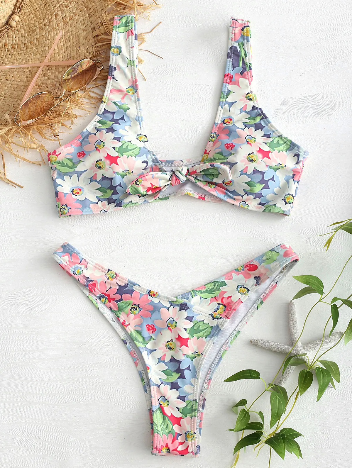 ZAFUL Tie Front Flower High Leg Bikini Set Women Sexy Brazilian Beach Swimsuit Female Swimwear Bathing Suit Biquinis 2019 
ZAFUL Tie Front Flower High Leg Bikini Set Women Sexy Brazilian Beach Swimsuit Female Swimwear Bathing Suit Biquinis 2019