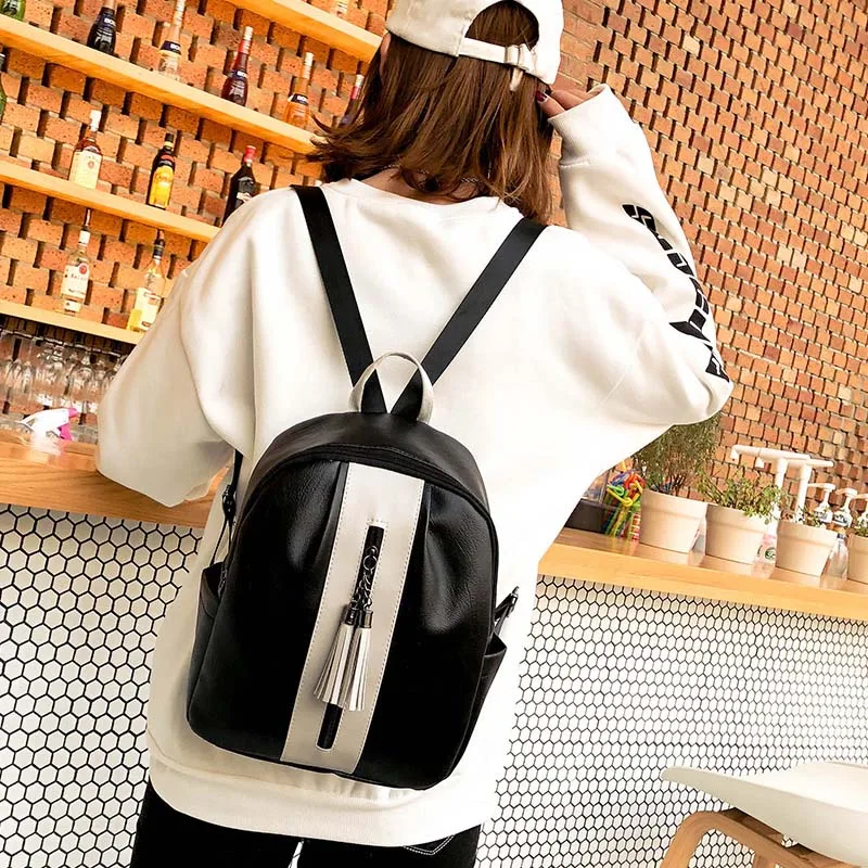 PU Leather Women Backpack Traveling School Teenage Girls Double Shoulder Bag with Tassel Fabric Backpack Female Bookbag
PU Leather Women Backpack Traveling School Teenage Girls Double Shoulder Bag with Tassel Fabric Backpack Female Bookbag