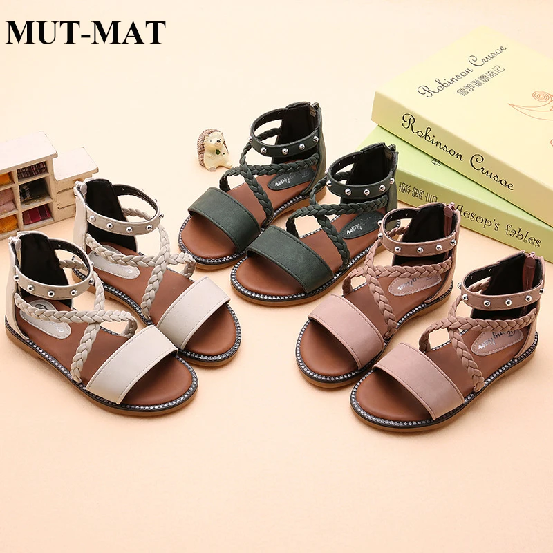 2019 new summer children's soft bottom open toe girls sandals in the big boy flat bottom Rome little princess shoes
2019 new summer children's soft bottom open toe girls sandals in the big boy flat bottom Rome little princess shoes
