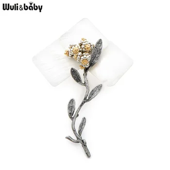 Wuli&Baby White Natural Shell Flower Brooches For Women And Men Alloy Big Flower Plant Wedding Banquet Brooches New Year's Gift
Wuli&Baby White Natural Shell Flower Brooches For Women And Men Alloy Big Flower Plant Wedding Banquet Brooches New Year's Gift
