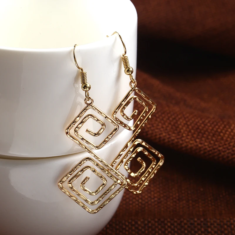 Ethnic Brand Design Drop Earrings for women Long Dangle Earrings Handmade Statement Bohemia Geometric Earring Jewelry Christmas
Ethnic Brand Design Drop Earrings for women Long Dangle Earrings Handmade Statement Bohemia Geometric Earring Jewelry Christmas