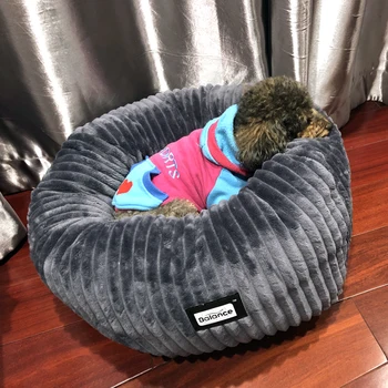Dog Beds For Small Dogs House/Cave Thick warm deep sleep Dog Kennel Soft Cat Sleeping Bag winter Princess Dogs Beds Nest
Dog Beds For Small Dogs House/Cave Thick warm deep sleep Dog Kennel Soft Cat Sleeping Bag winter Princess Dogs Beds Nest