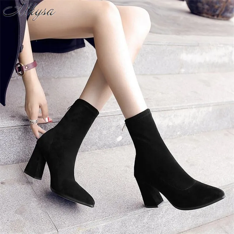 Mhysa 2018 Martin Boots Women's Autumn Winter New Socks Boots Stretch High and Mid-Calf Boots Backend Zipper lady Boots S1125
Mhysa 2018 Martin Boots Women's Autumn Winter New Socks Boots Stretch High and Mid-Calf Boots Backend Zipper lady Boots S1125