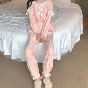 Autumn and winter new women's loose comfortable women's pajamas two-piece women's plus velvet pajamas set
Autumn and winter new women's loose comfortable women's pajamas two-piece women's plus velvet pajamas set