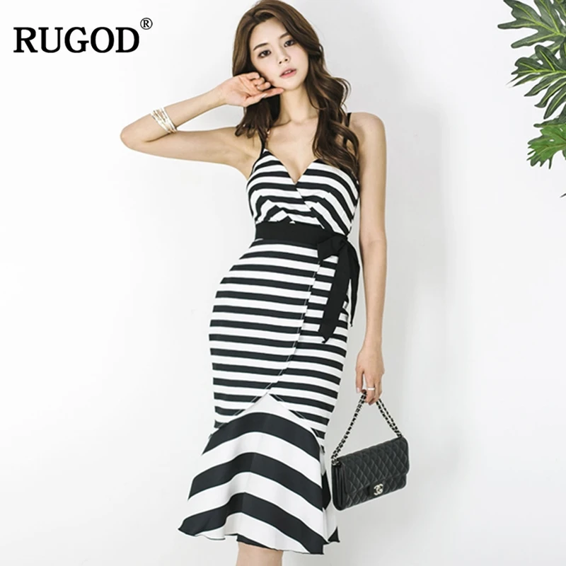 RUGOD 2108 New Black V-Neck Withe Striped have Lining Summer Sexy Office a sling Trumpet waist tie fashion women 's dress
RUGOD 2108 New Black V-Neck Withe Striped have Lining Summer Sexy Office a sling Trumpet waist tie fashion women 's dress