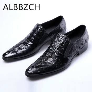 New mens embossed leather dress shoes men fashion pointed toe slip on wedding shoes high grade office work shoes size 37 44 US10
New mens embossed leather dress shoes men fashion pointed toe slip on wedding shoes high grade office work shoes size 37 44 US10
