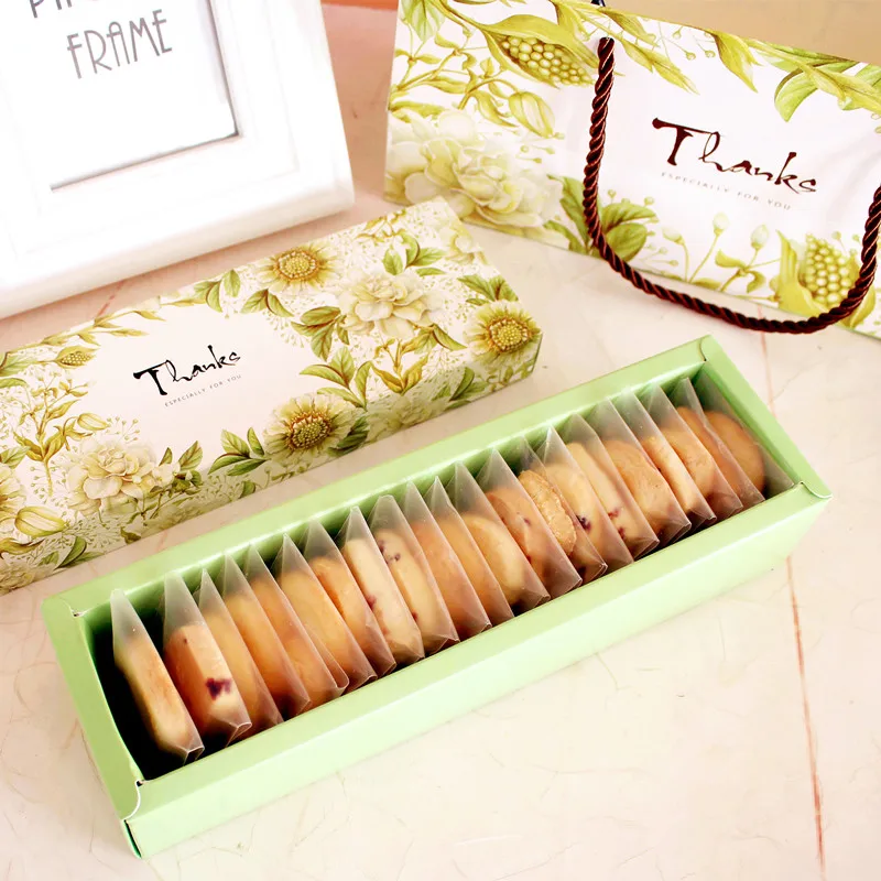 Bakery package box cookie macaron cake dessert candy boxes pink green beautiful gift packing box supply favors
Bakery package box cookie macaron cake dessert candy boxes pink green beautiful gift packing box supply favors