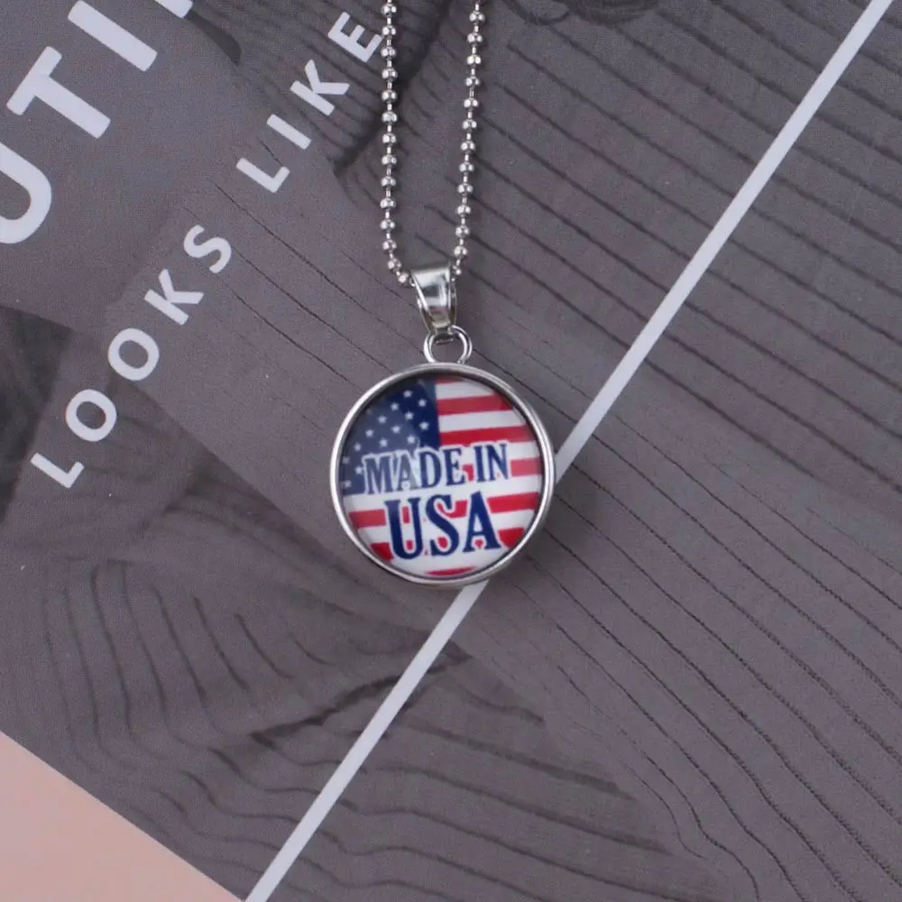 Fashion Women's glass round button Charm necklaces Pendants fashion wholesale jewelry Statement Necklace for women men
Fashion Women's glass round button Charm necklaces Pendants fashion wholesale jewelry Statement Necklace for women men