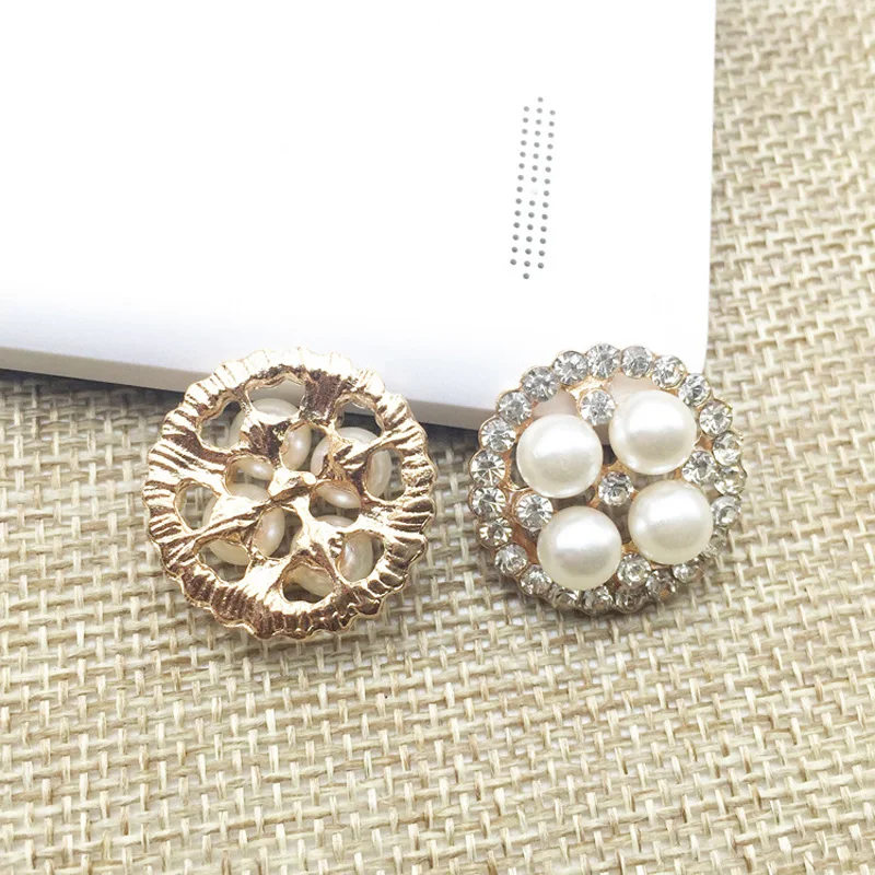 Free Shipping Wholesale 30pcs/lot 20mm Rhinestone Flatback Button For Hair Flower Wedding Invitation DIY Button ZIJE021
Free Shipping Wholesale 30pcs/lot 20mm Rhinestone Flatback Button For Hair Flower Wedding Invitation DIY Button ZIJE021