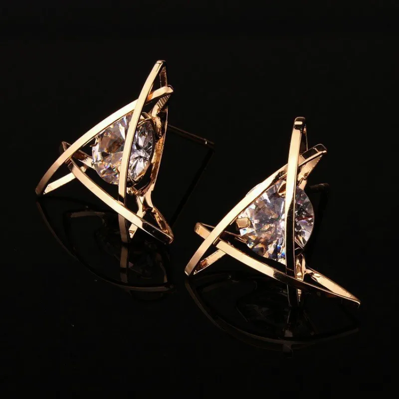 Korean Triangle Earrings Fashion Jewelry Imitation Zircon Earrings For Women Sexy Brincos Boucle Doreille Women Gift Earring
Korean Triangle Earrings Fashion Jewelry Imitation Zircon Earrings For Women Sexy Brincos Boucle Doreille Women Gift Earring