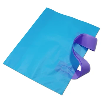 25*20cm Blue 50Pcs/Lot Market Shopping Packing Handle Bag Retail Grocery Gift Plastic Pack Portable Bag Clothing Package Bag
25*20cm Blue 50Pcs/Lot Market Shopping Packing Handle Bag Retail Grocery Gift Plastic Pack Portable Bag Clothing Package Bag