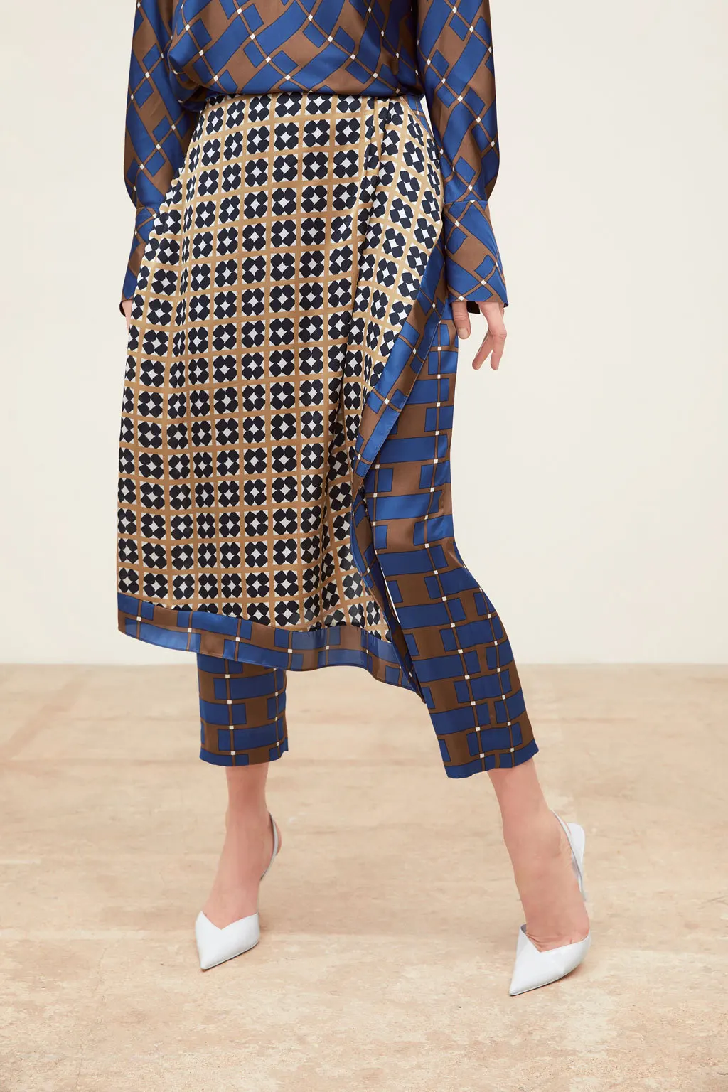 2019 Women vintage cloth patchwork wrap towel print straight pants side zipper calf length Trousers chic Pants spring
2019 Women vintage cloth patchwork wrap towel print straight pants side zipper calf length Trousers chic Pants spring