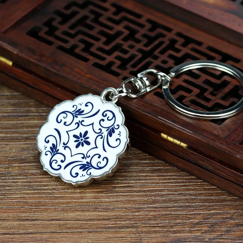 Tangfoo Ethnic Round Blue And White Porcelain Key Buckle Ceramic Jewelry Gift Key Holder Chain Keyring Key Littile Accoriesses
Tangfoo Ethnic Round Blue And White Porcelain Key Buckle Ceramic Jewelry Gift Key Holder Chain Keyring Key Littile Accoriesses