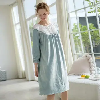 Lace patchwork palace Nightgowns female winter new Flannel long sleeve roft beautiful sleep dress sweet style home clothes g1364
Lace patchwork palace Nightgowns female winter new Flannel long sleeve roft beautiful sleep dress sweet style home clothes g1364