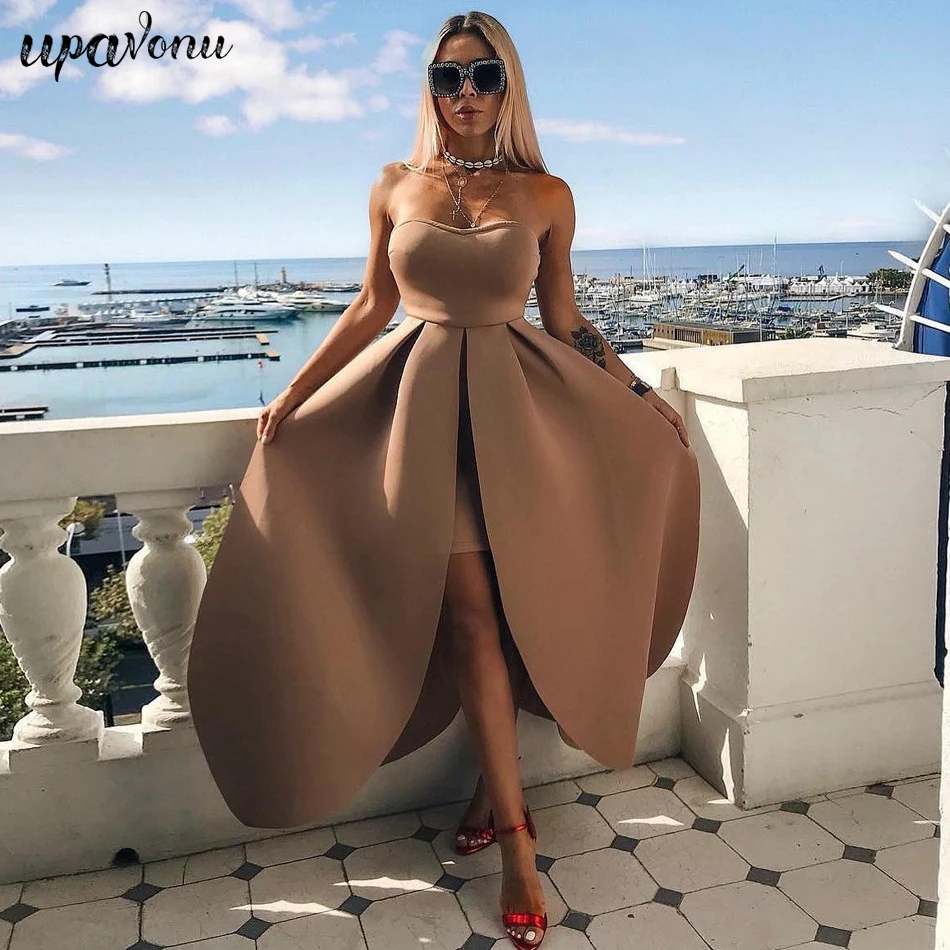 2019 summer new strapless sleeveless dress elegant noble sexy solid color space cotton big swing club party dress
2019 summer new strapless sleeveless dress elegant noble sexy solid color space cotton big swing club party dress