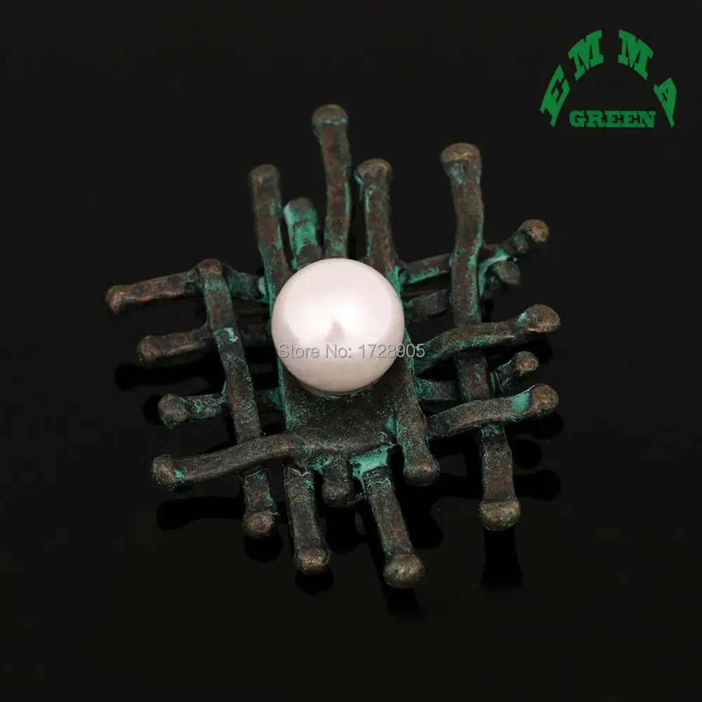 Geometric Brief Brooches with Simulated Pearl Brooch pin for Women Wedding Party Accessories High Quality Clothing Accessories
Geometric Brief Brooches with Simulated Pearl Brooch pin for Women Wedding Party Accessories High Quality Clothing Accessories