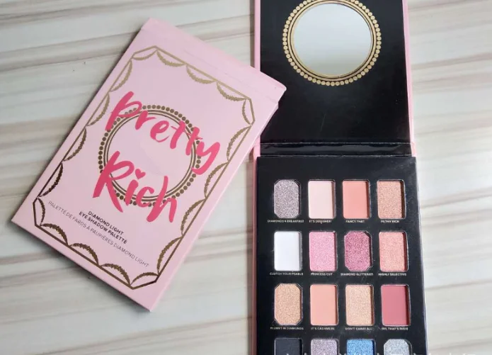 Hot Makeup rich eye shadow 16 colors eyeshadow Pallete shiny eye shadow Light eye shadow palette
Hot Makeup rich eye shadow 16 colors eyeshadow Pallete shiny eye shadow Light eye shadow palette
